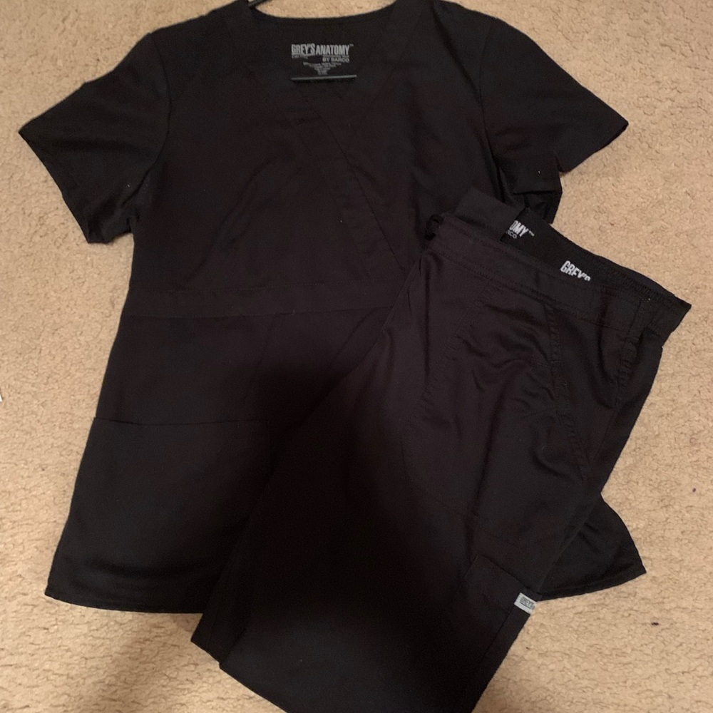 Greys Anatomy Scrub Set
